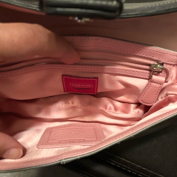 Coach clutch - Picture 5 of 6